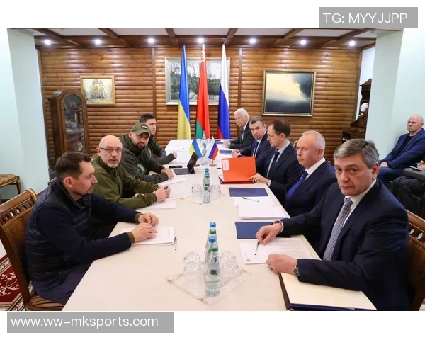 尤文图斯与莱切中卫加布里埃尔展开初步谈判引发关注