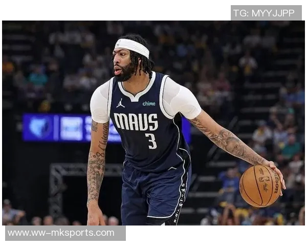 浓眉强调球队持续进步明天对雷霆需坚持正确进攻选择