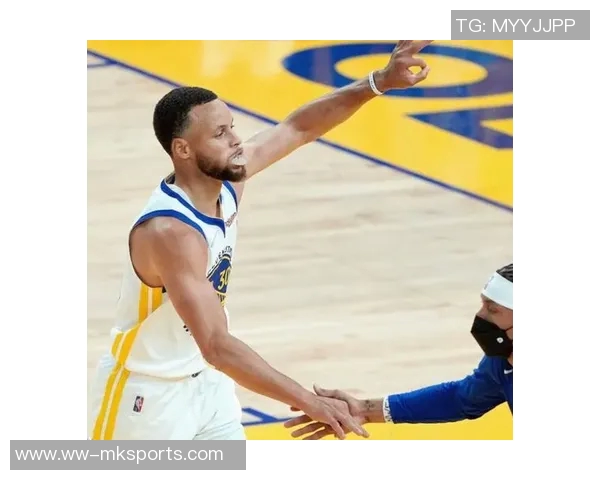 尚帕尼三分球如雨下全场轰下15分3篮板1盖帽展现神准外线实力