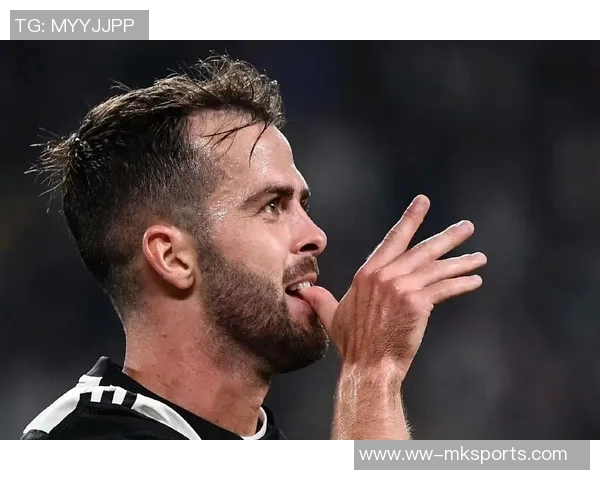 35岁皮亚尼奇宣布退役转行经纪人开启新人生篇章 35岁皮亚尼奇宣布退役转行经纪人开启新人生篇章