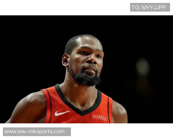 杜兰特伤愈复出在即球队未列入伤病名单引期待 杜兰特伤愈复出在即球队未列入伤病名单引期待