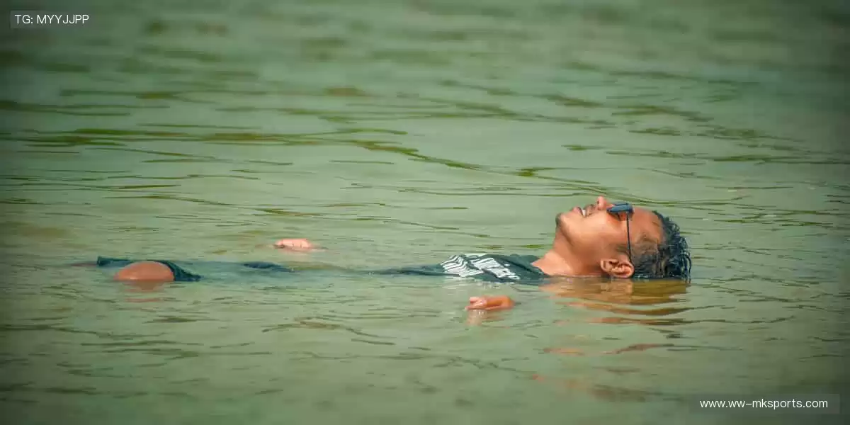 专属运动潮流，让热爱触手可及！🎁👕